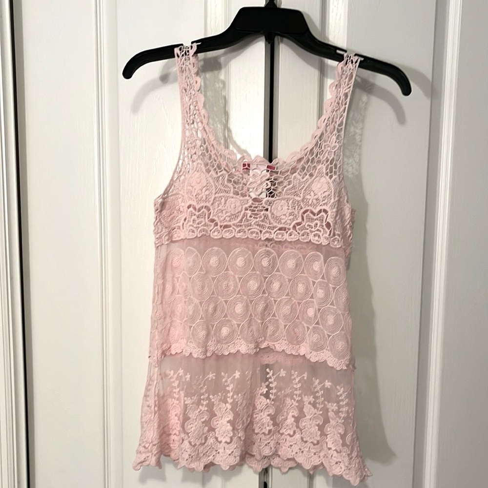 Body Central Pink Lace Tank Top - Picture 2 of 9